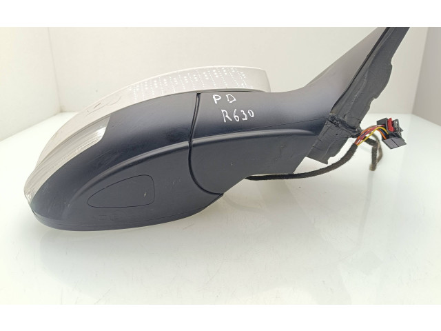 Зеркало электрическое Skoda Yeti (5L) 2009 - 2017 года