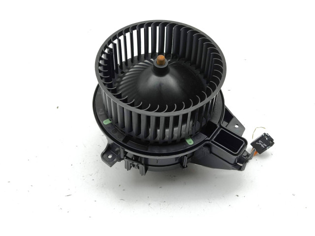 Вентилятор печки 2Q2820021A, 1WW4230 Audi A1