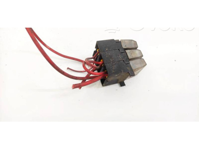 Pojistková skříňka Peugeot 406 1999