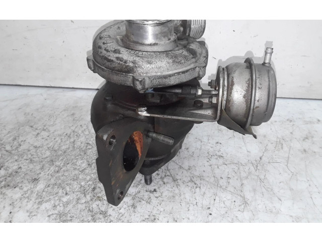  Турбина Volvo S60  8689592         