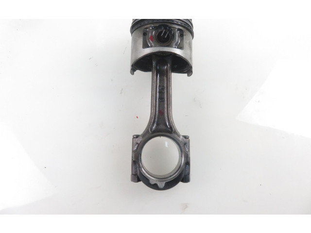 Píst Mitsubishi Pajero 4D56 T