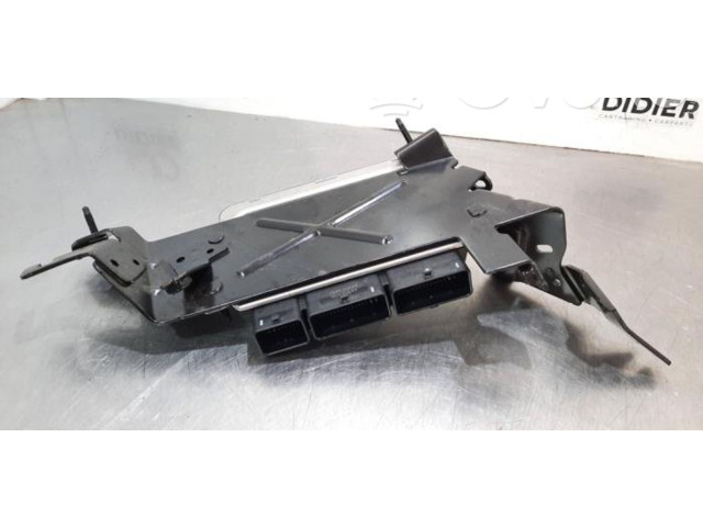 Řídící jednotka 237103717S Renault Captur II 2020