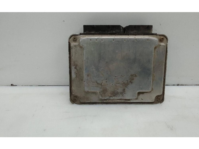 Блок управления двигателя 038906012 Skoda Fabia Mk2 (5J)