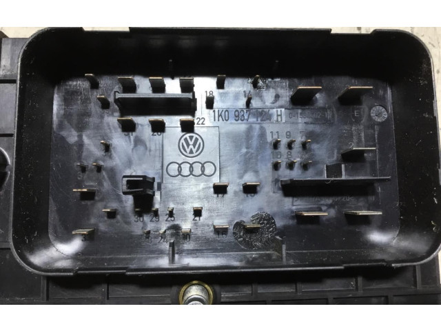 Блок предохранителей 1K0937124H   Audi A3 S3 8P    