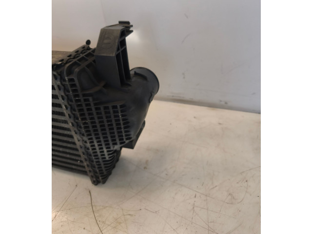 Интеркулер 55038006AE, 55038004AD Jeep Grand Cherokee