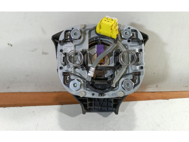 Подушка безопасности водителя 2K0880201E   Volkswagen Caddy