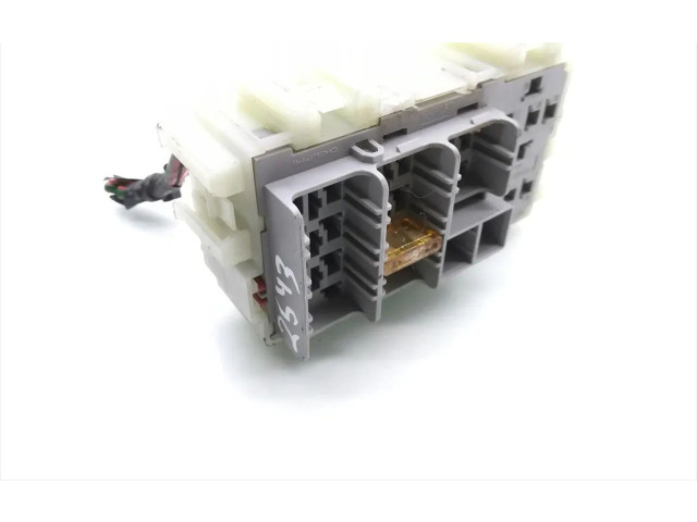 Блок предохранителей  6G9T-14K131-CA   Ford S-MAX    