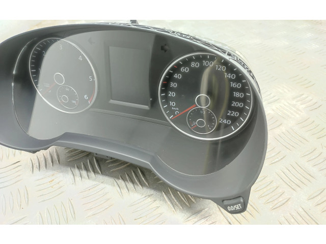 Панель приборов 7N0920880N   Volkswagen Sharan       