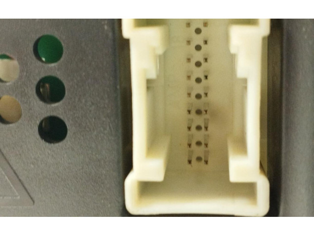 Přístrojová deska Mercedes-Benz S W221 2005 A2215403347