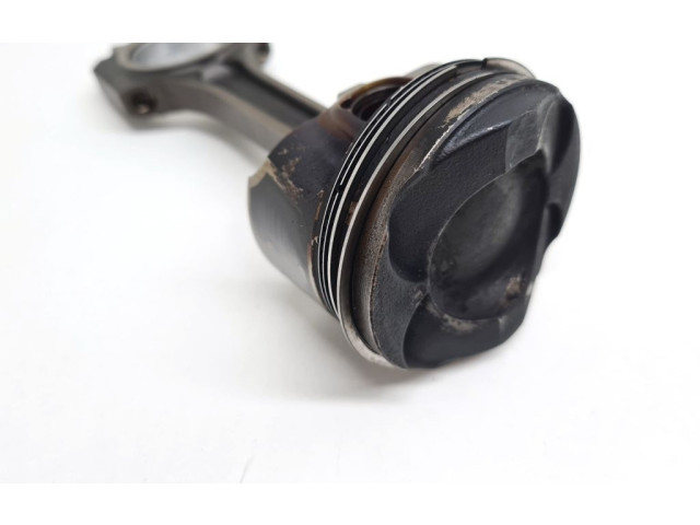 Píst RFCM5G6205EC, M2DA Ford C-MAX II M2DA