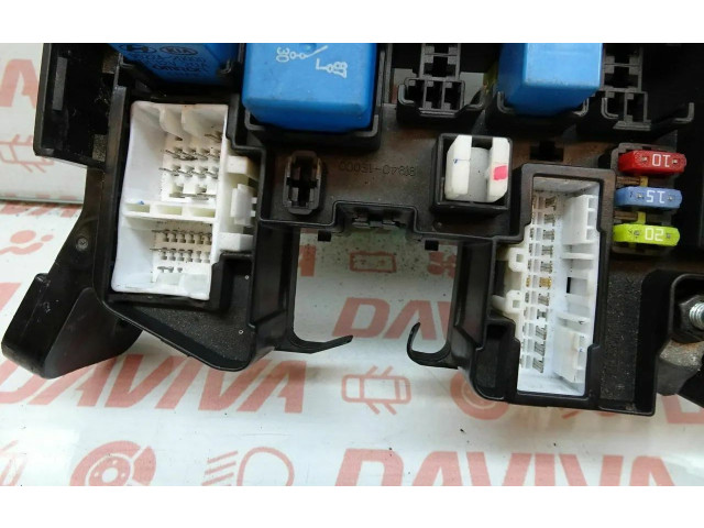 Блок предохранителей  95224-2D000   KIA Rio    