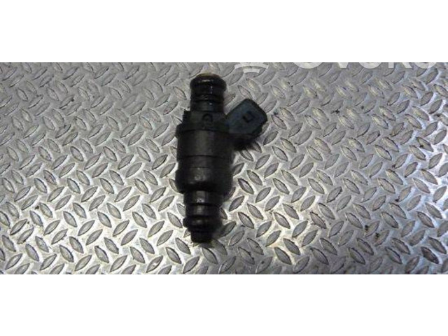 Форсунка 037906031A    Volkswagen Bora   