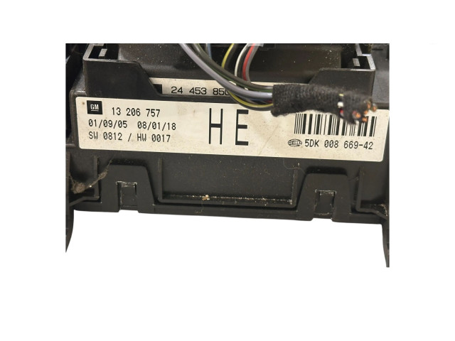 Pojistková skříňka 24453850, 5DK00866942 Opel Zafira B 2008