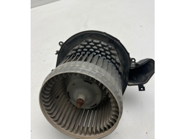 Вентилятор печки       Volvo V70