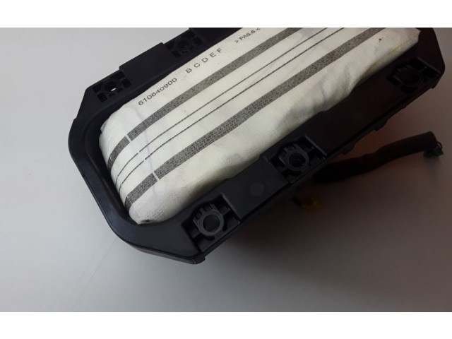 Подушка безопасности пассажира 610640900   Volvo S60