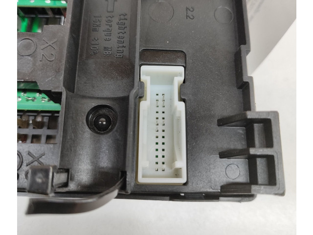 Блок предохранителей 5A04502, 8795478   BMW iX3 G08    