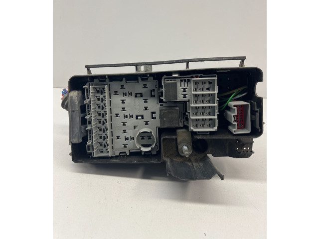 Блок предохранителей     Volvo XC90    