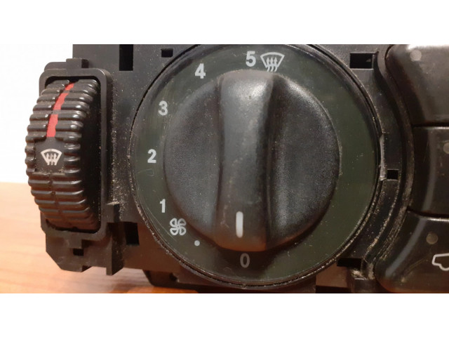 Включатель регулировки салона