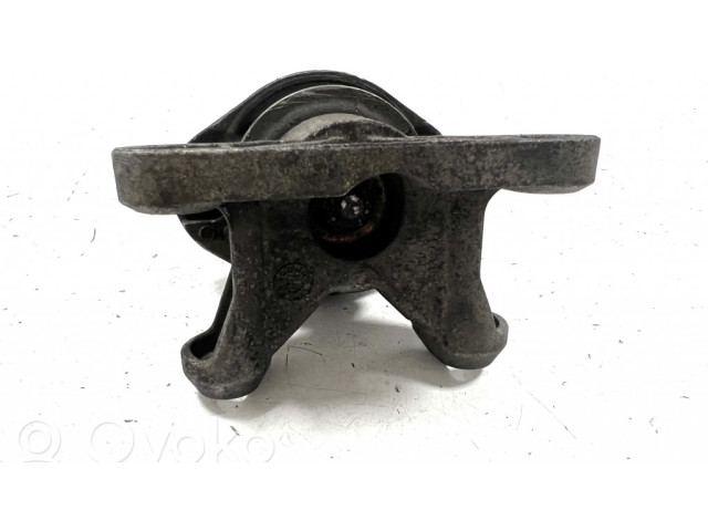 Подушка коробки передач