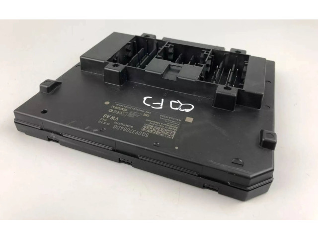 Блок комфорта 5Q0937084DG Audi Q3 F3