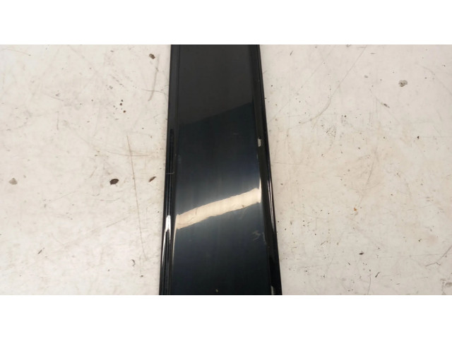 Передняя отделка дверей (молдинги)