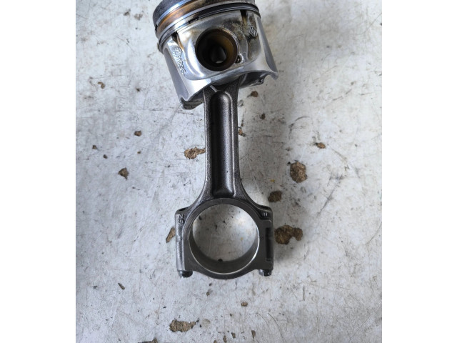  Поршень с шатуном  10587  Renault Trafic II (X83)  