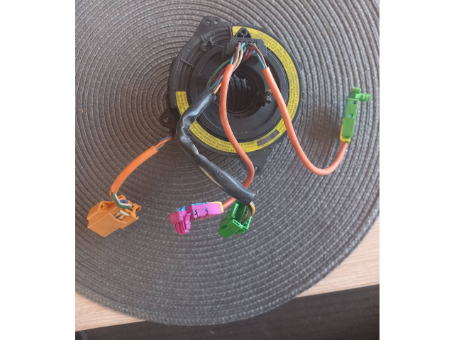 Подрулевой шлейф SRS 8622185, N9L0322AE Volvo V70