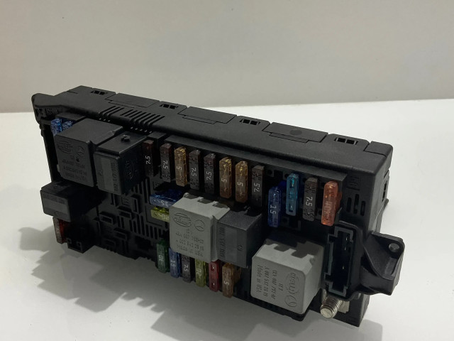 Блок предохранителей 2115457701, A2115457701 Mercedes-Benz E W211