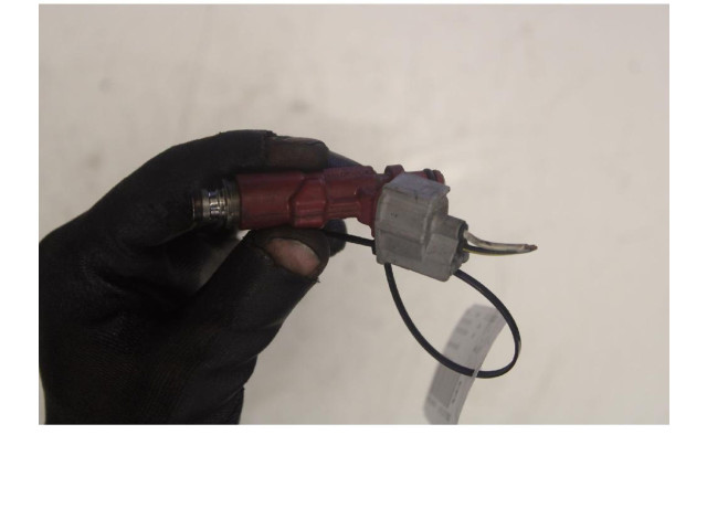 Vstřikovač Daihatsu Terios pro benzínový motor 1.3