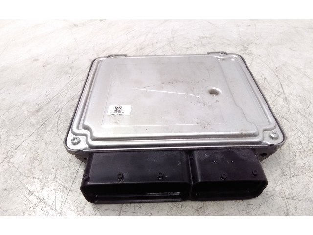 Řídící jednotka 03G906021HS, 0281013681 Volkswagen Caddy 2007