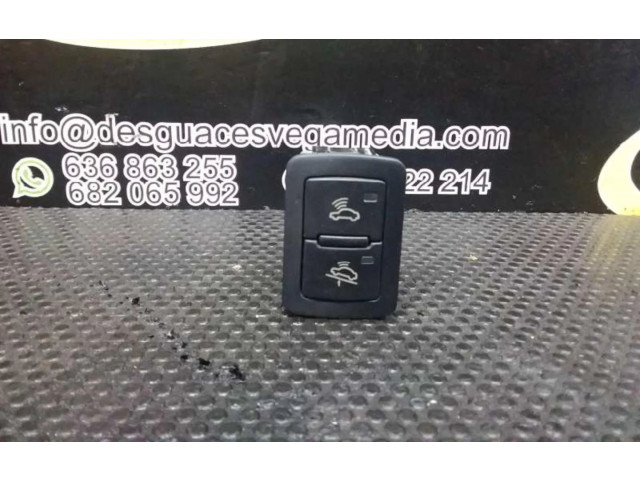 Блок управления двигателя 8P0962109   Audi A3 S3 8P