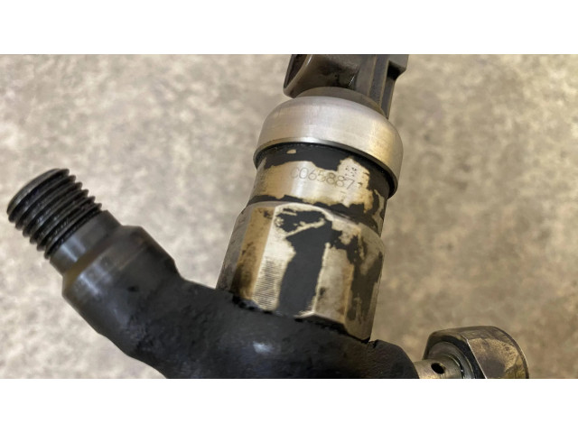 Vstřikovač 2367027020 Toyota Corolla E120 E130 pro naftový motor 2.0