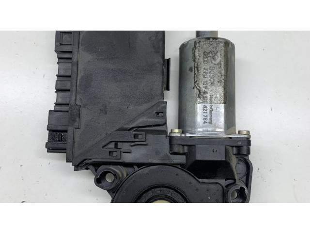 Передний двигатель механизма для подъема окон