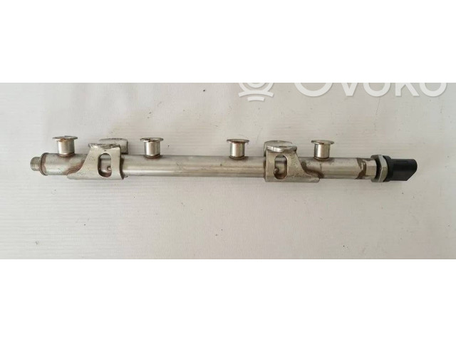 Vstřikovací lišta 04E133320D, 1412411012 Volkswagen Tiguan