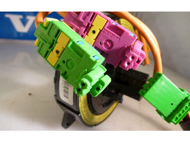 Подрулевой шлейф SRS 8622185, 8622185 Volvo S60