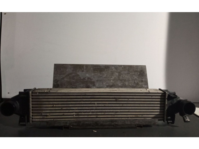 Интеркулер 31273910, M14588CVALEO Volvo S60