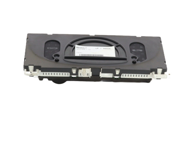Přístrojová deska Renault Modus 2006 8200418023, 8200617794