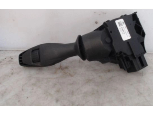 Ручка стеклоочистителей 1537625, 1537625 Ford Fiesta