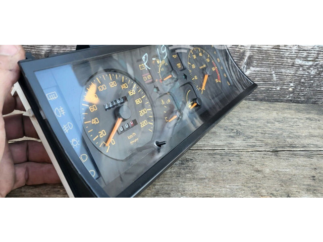 Панель приборов 7700784064   Renault 19       