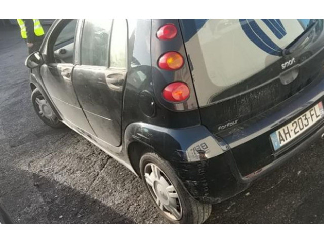 Pojistková skříňka 1351510101 Smart ForFour 2004