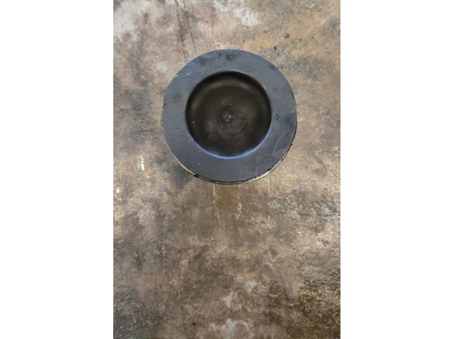  Поршень    Skoda Superb B6 (3T)  