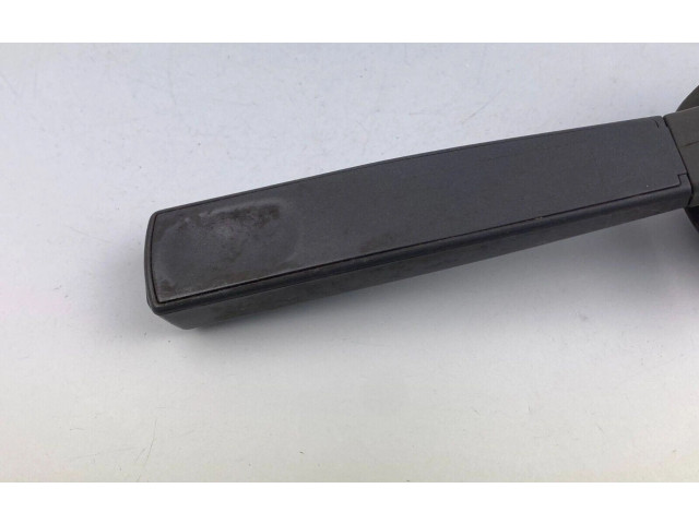 Ручка стеклоочистителей    Volvo V70