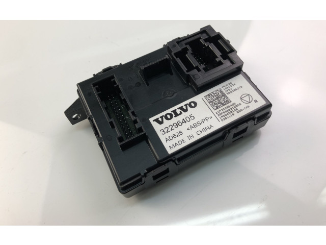 Блок управления 32296405 Volvo XC40