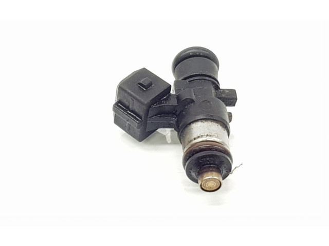 Форсунка 8200292590, 8200292590 Dacia Sandero D4F732