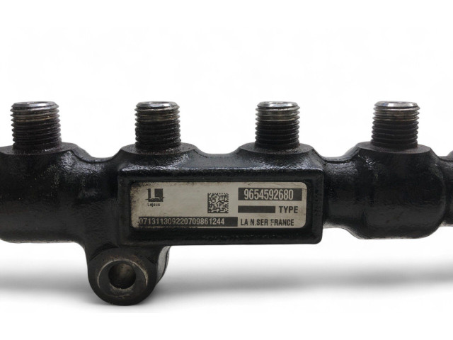 Топливная рампа 9654592680   Citroen C3  