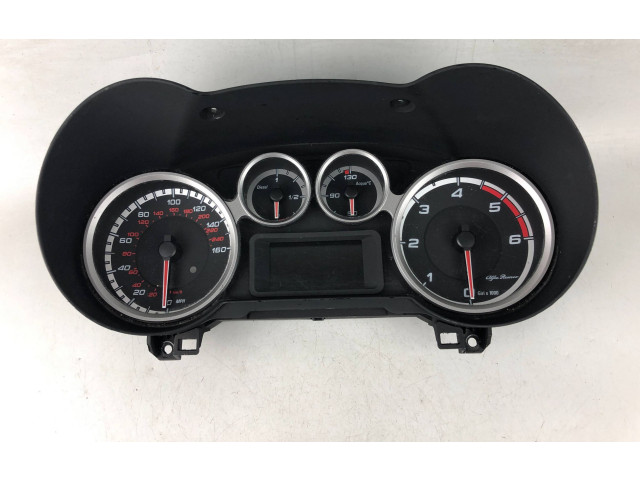 Přístrojová deska Alfa Romeo Mito 2013 50525485