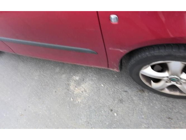 Зеркало электрическое Skoda Fabia Mk2 (5J) 2007 - 2014 года