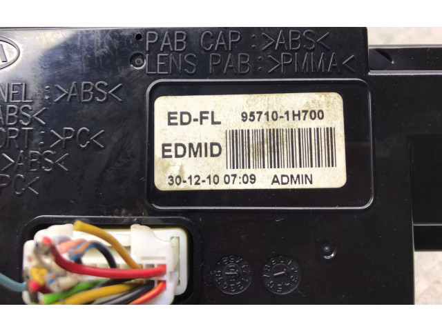 Дисплей    957101h700, K3144   KIA Ceed