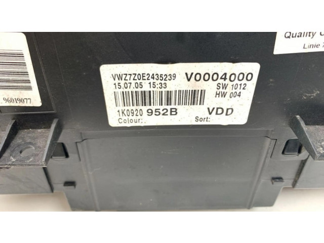 Přístrojová deska Volkswagen Jetta V 2006 1K0920952B, V0004000