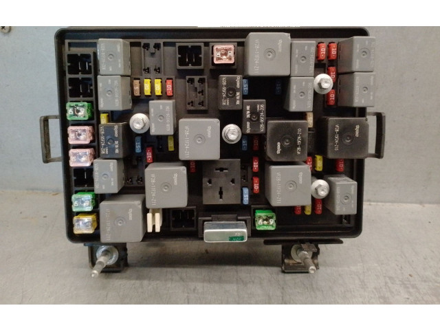 Pojistková skříňka Řídící jednotka BSM 15913674, R61854003 Chevrolet HHR 2008